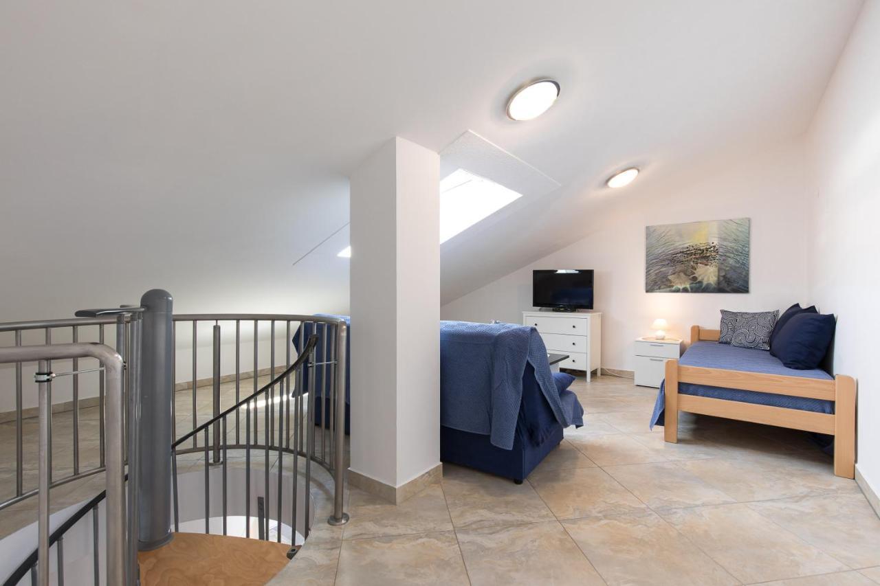 Apartmani Alma Punat Eksteriør billede