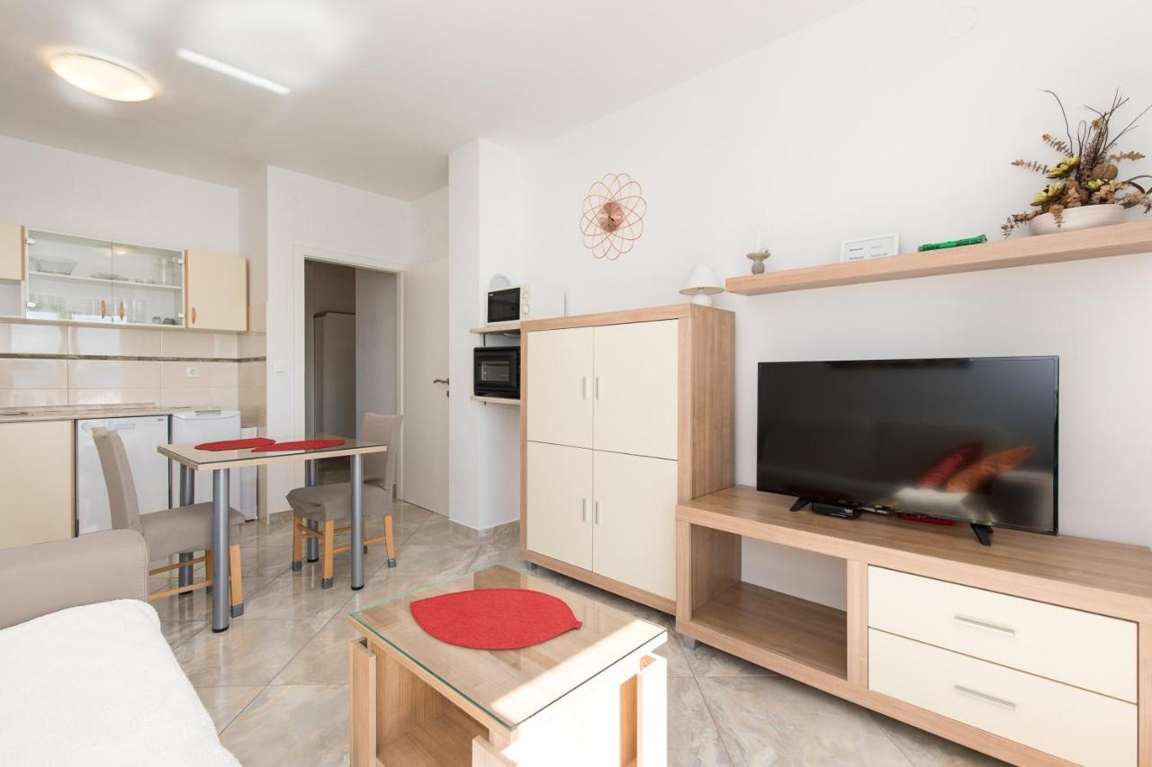 Apartmani Alma Punat Eksteriør billede
