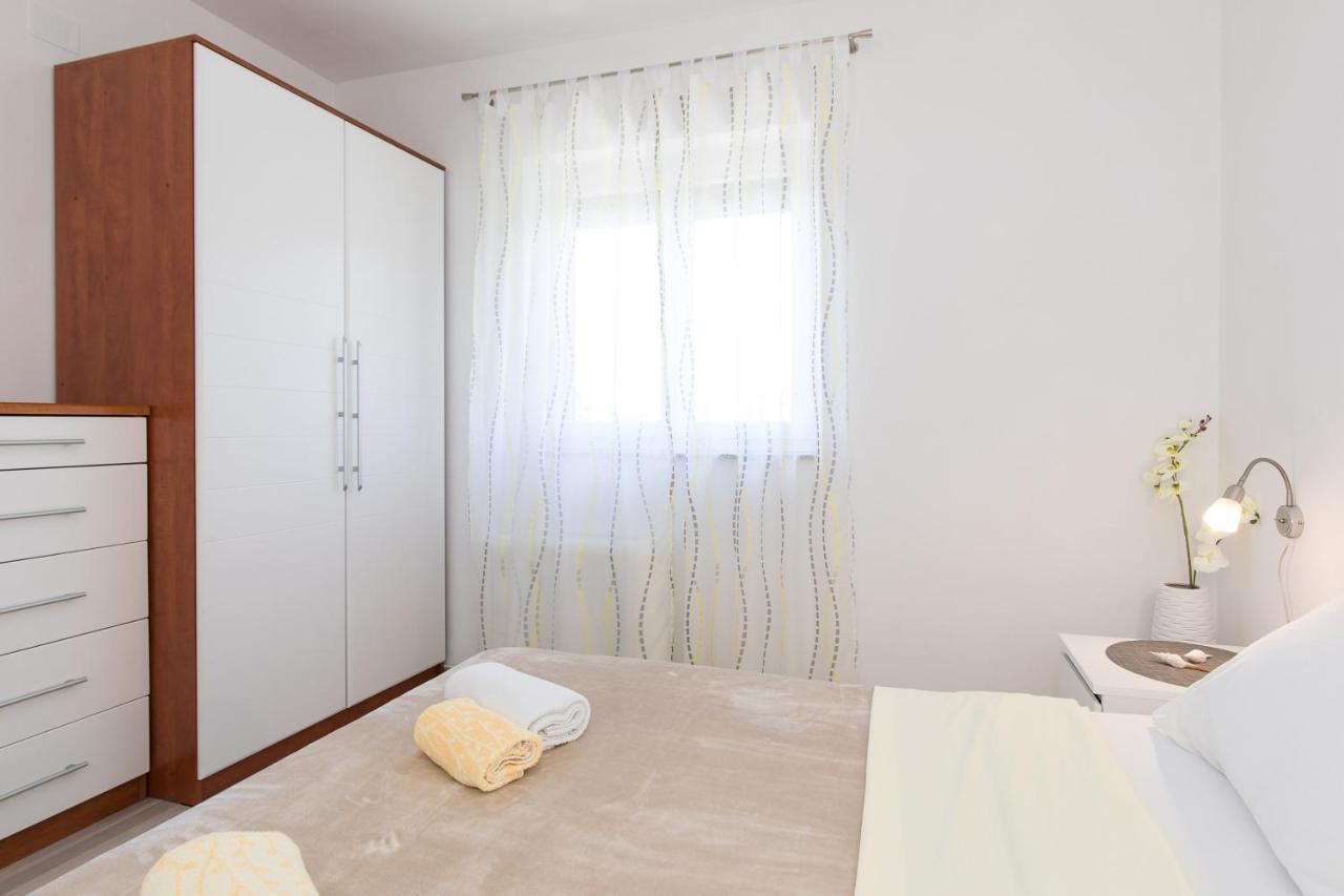 Apartmani Alma Punat Eksteriør billede