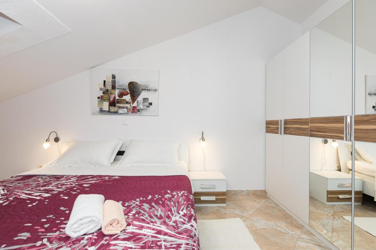 Apartmani Alma Punat Eksteriør billede